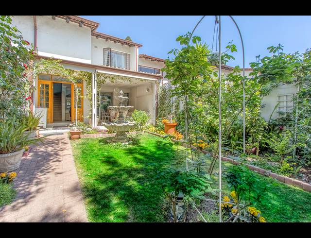 2 BEDROOM DUPLEX SOLD IN BRYANSTON